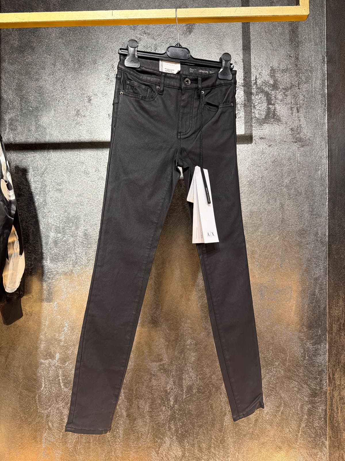 Armani Pantaloni Nero Donna