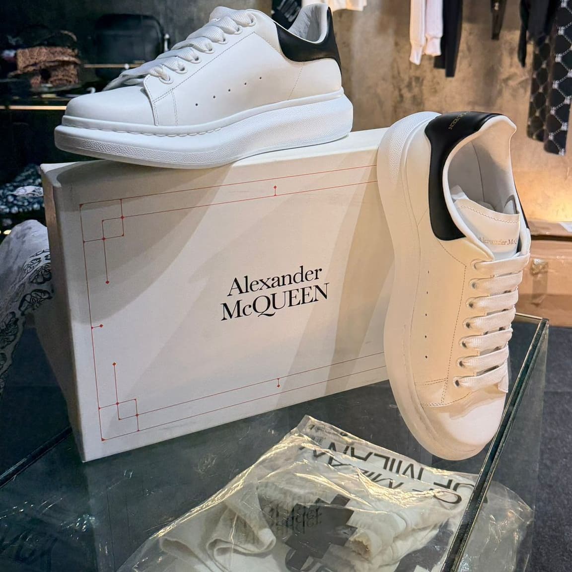 Alexander McQueen Oversized Sneaker White/Black